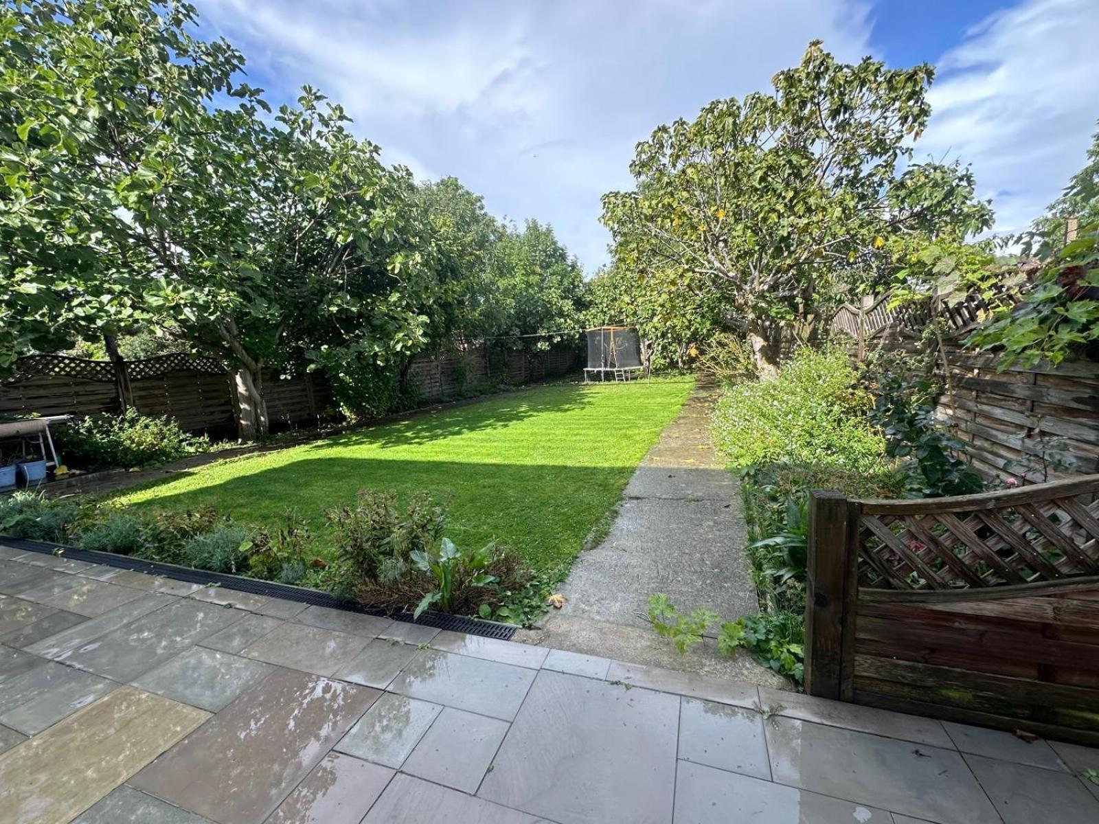 Luxurious Living 4 Bedroom Home Londra Dış mekan fotoğraf