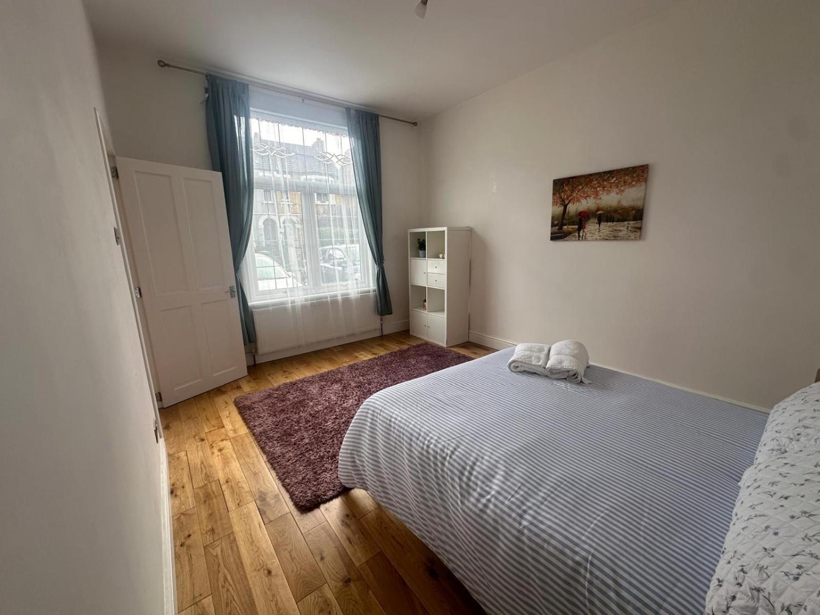 Luxurious Living 4 Bedroom Home Londra Dış mekan fotoğraf